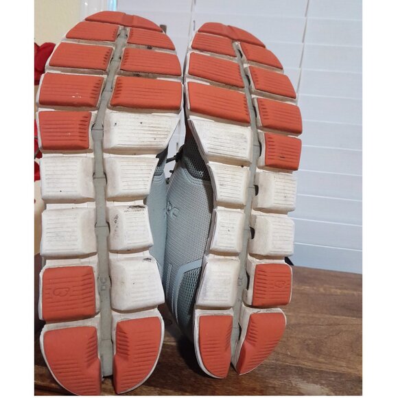 SOLD🔶️🔶️🔶️🔶️men's On Cloud Running Shoes size 12 orange gray preowned - Picture 9 of 10